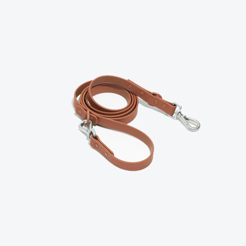 Wipe-Clean Dog Lead in Brown