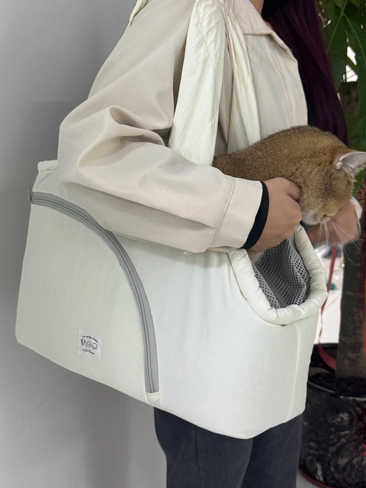 Warm Pet Carrier Shoulder Bag with Head-Out Opening – Large Dog and Cat Bag for Small Pets, Off-White