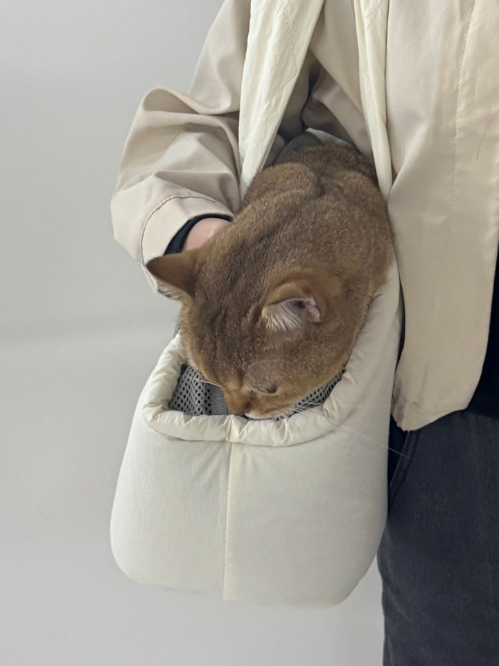 Warm Pet Carrier Shoulder Bag with Head-Out Opening – Large Dog and Cat Bag for Small Pets, Off-White