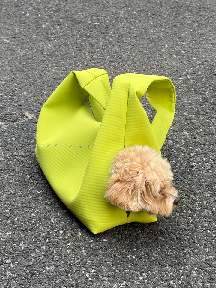 Waterproof Pet Crossbody Carrier Bag – Wide Hard-Base Dog and Cat Carrier, Small up to 4 kg or Large up to 10 kg