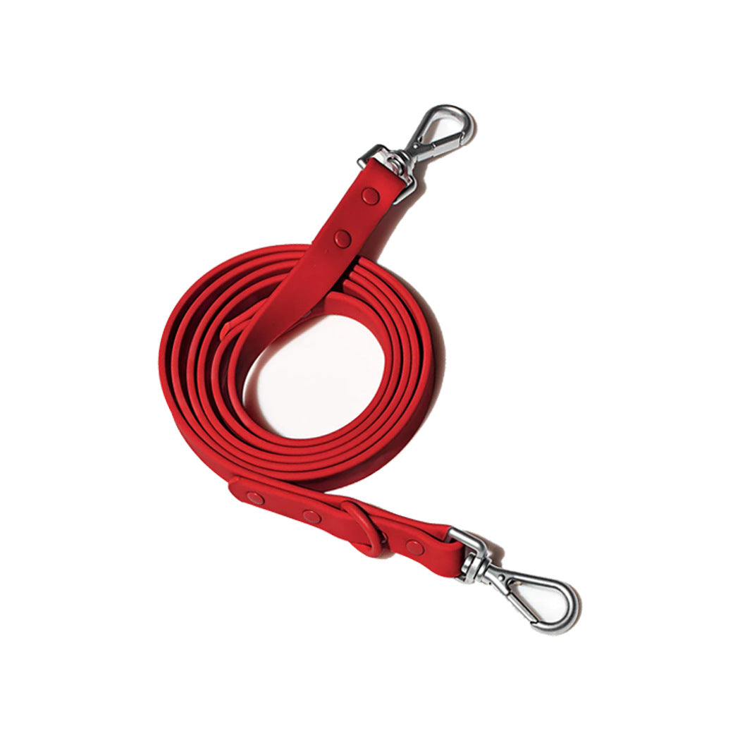 Wipe-Clean Dog Lead in Red