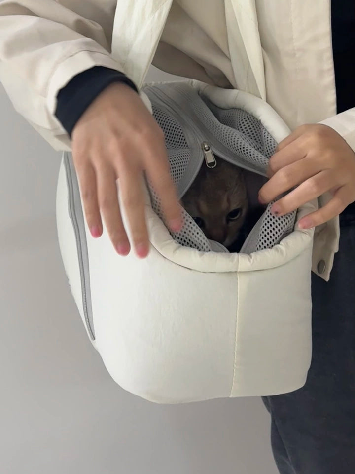 Warm Pet Carrier Shoulder Bag with Head-Out Opening – Large Dog and Cat Bag for Small Pets, Off-White