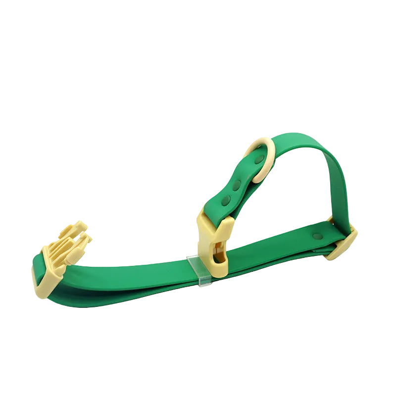 Two-tone PVC dog collar, green strap with sand buckle and D-ring