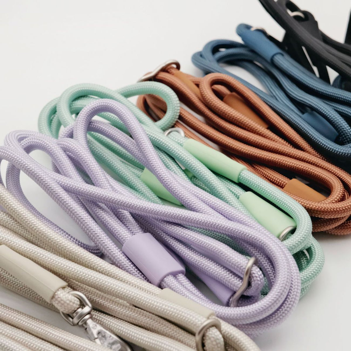 Hands-Free Nylon Rope Dog Lead, Crossbody Adjustable Leash