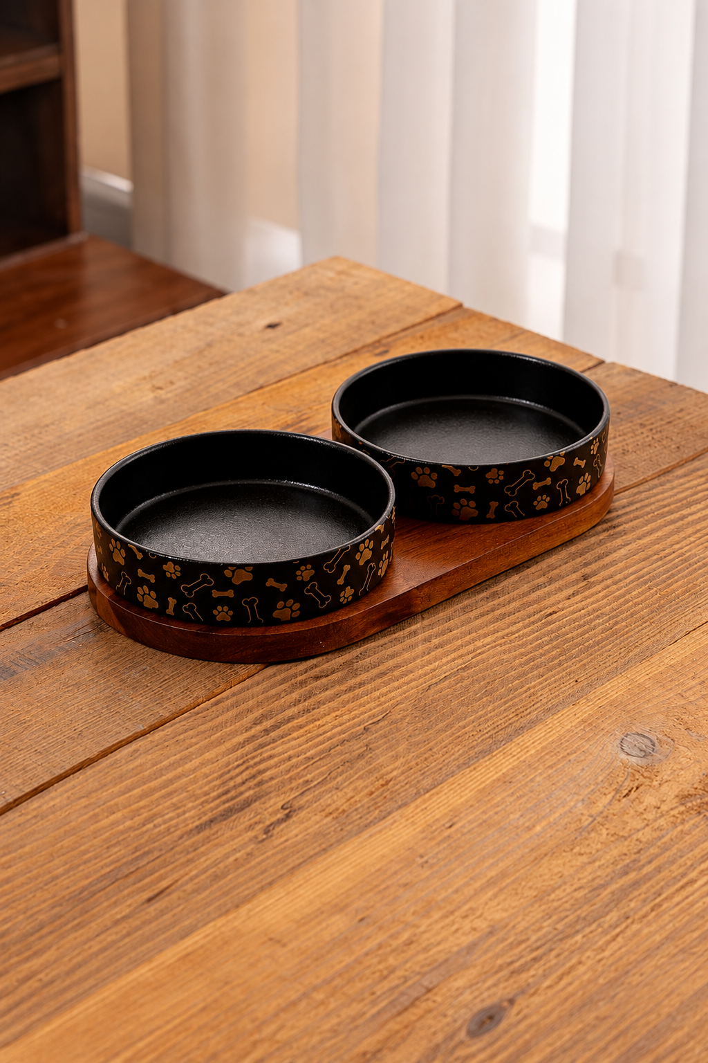 Checker-patterned bowl set