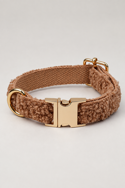 Teddy fleece dog collar in Coffee
