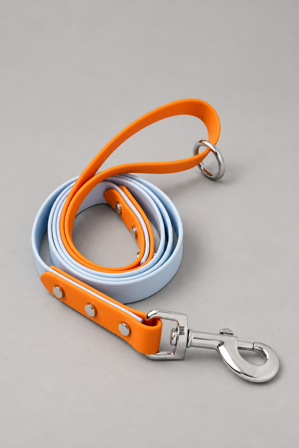Two-tone PVC dog lead in Cobalt & Amber