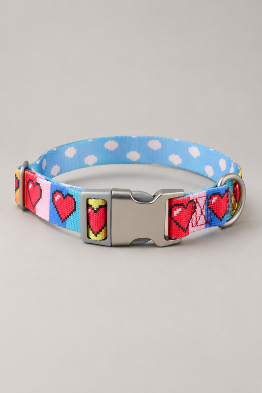 Printed nylon dog collar in Pixel Hearts