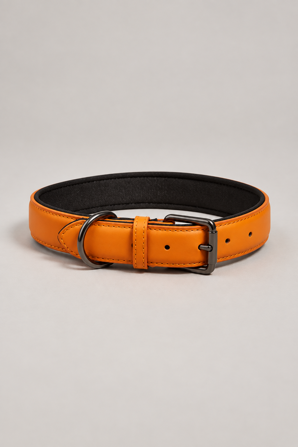 Padded faux leather dog collar in Orange
