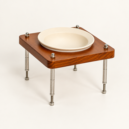 Tall stand with matte ivory bowl