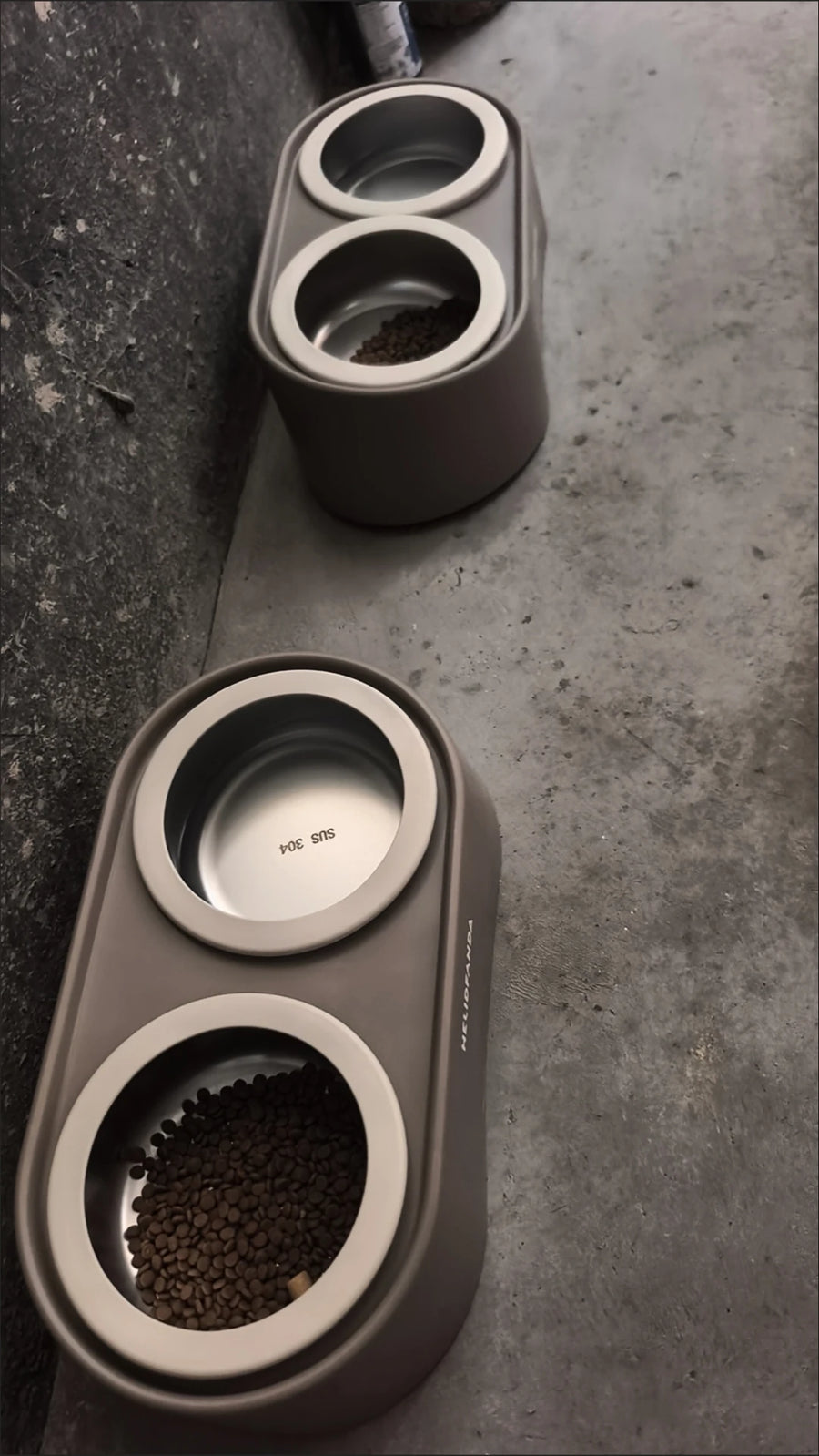 Tilted Double Pet Bowl with Removable Stainless Steel Bowls