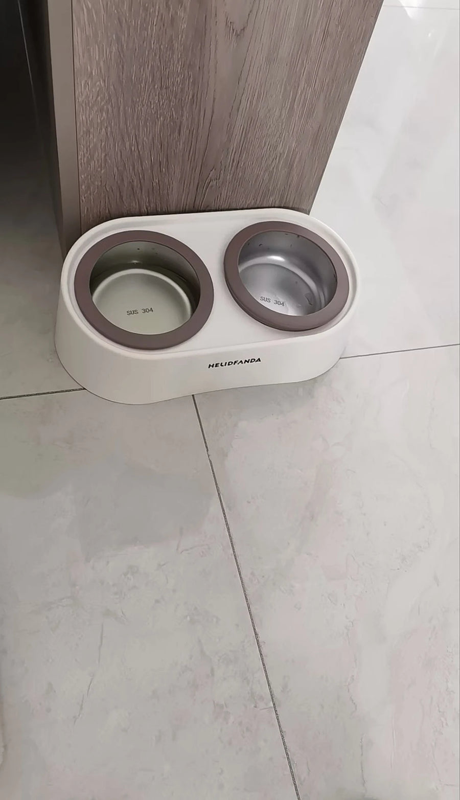 Tilted Double Pet Bowl with Removable Stainless Steel Bowls