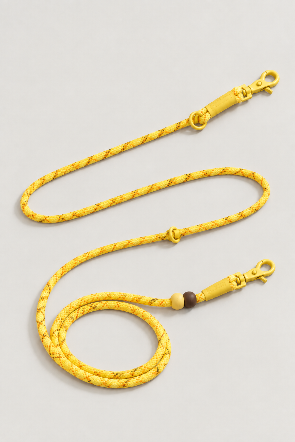 Braided rope dog lead in Naples Yolk