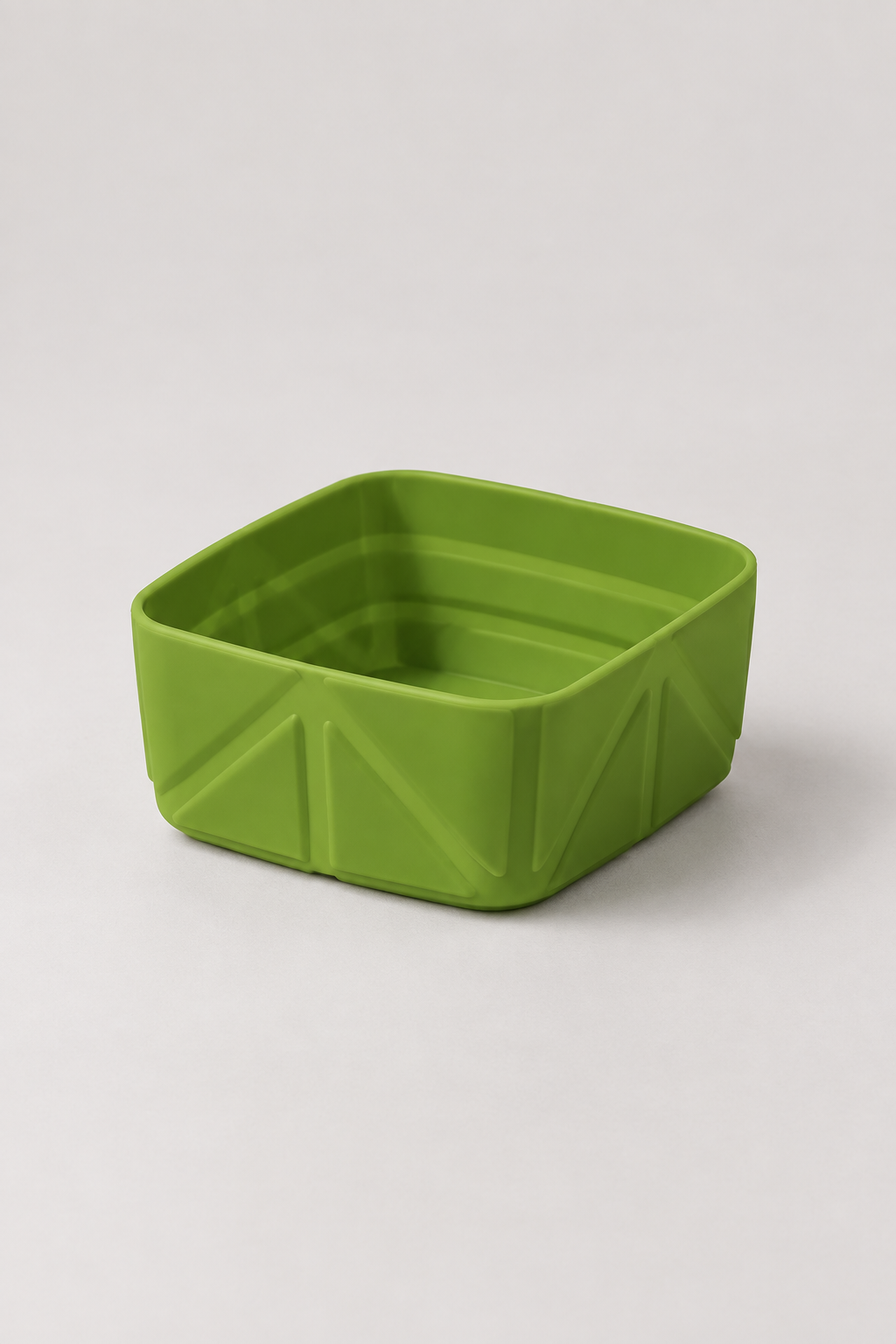 Collapsible silicone dog bowl in Olive