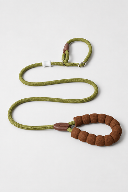 Wide nylon slip lead in Taro