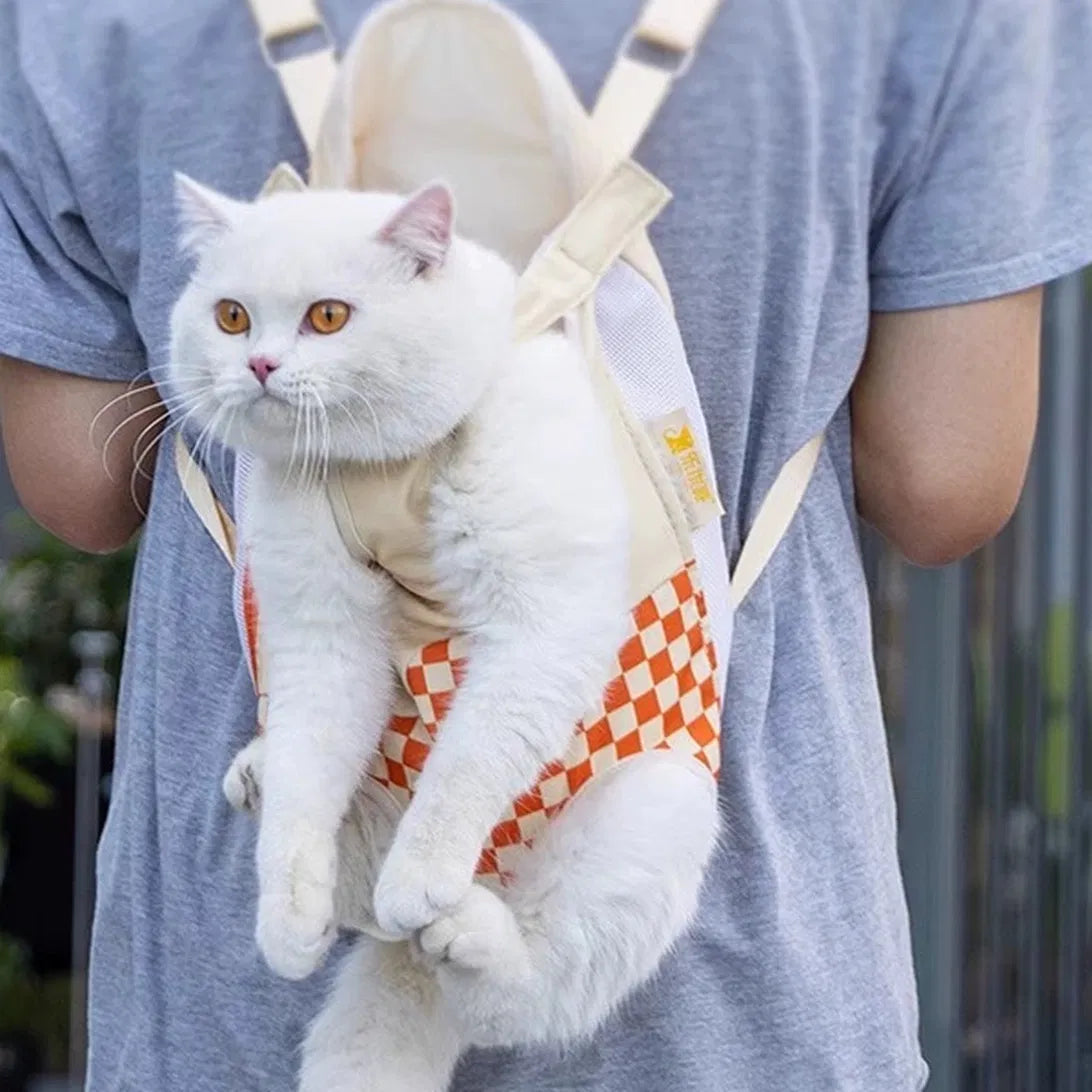 Legs-Out Pet Front Carrier – Adjustable Chest and Back Carrier for Cats and Small Dogs up to 7.5 kg, M to XL