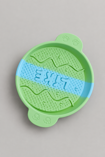 Silicone slow feeder dog bowl in Deep Mint